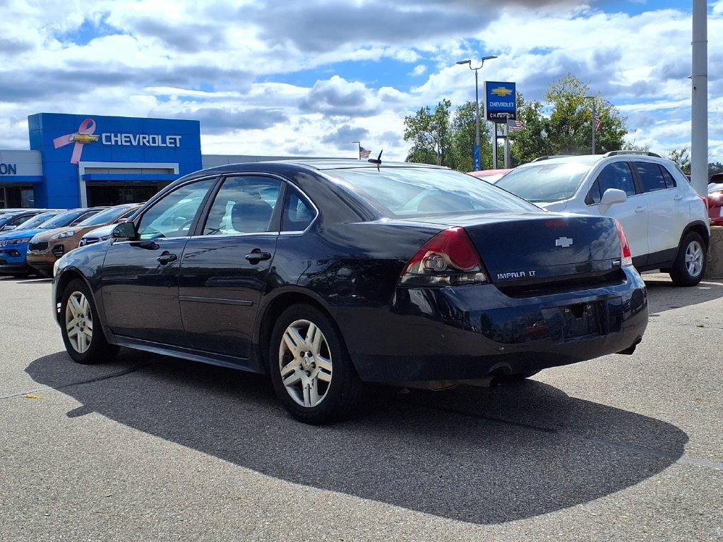 Used 2016 Chevrolet Impala LT w/ LT Sunroof Package FWD image 6