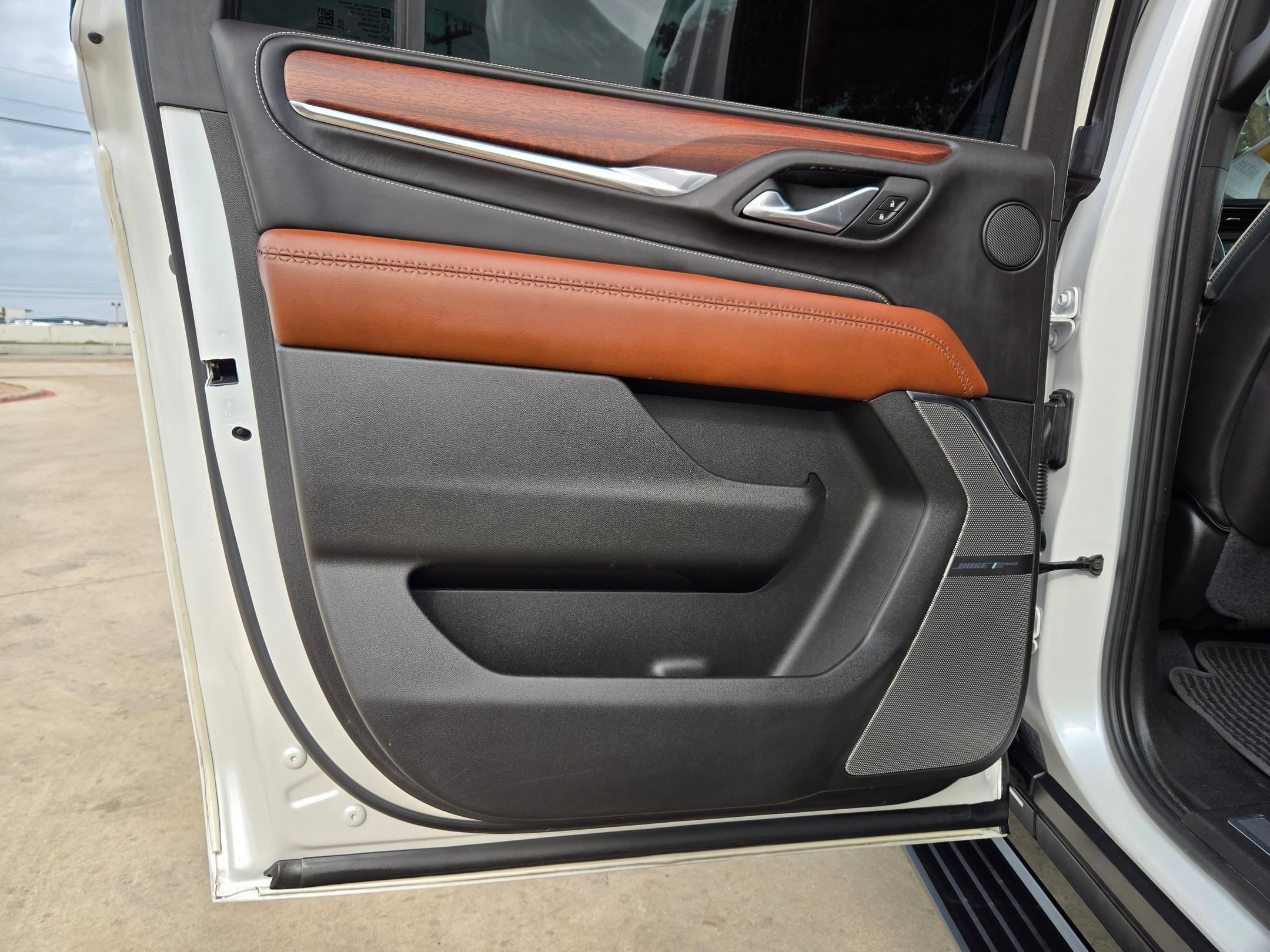 Used 2023 GMC Yukon XL Denali Ultimate image 17