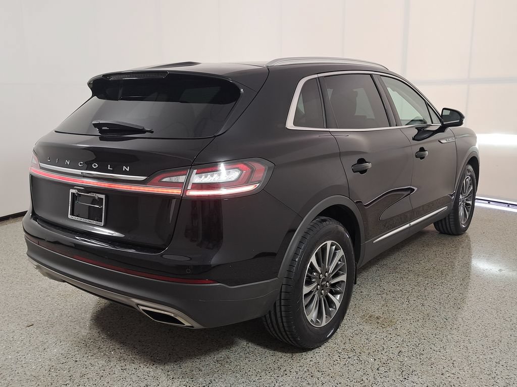 Certified 2022 Lincoln Nautilus FWD w/ Premium Package image 4