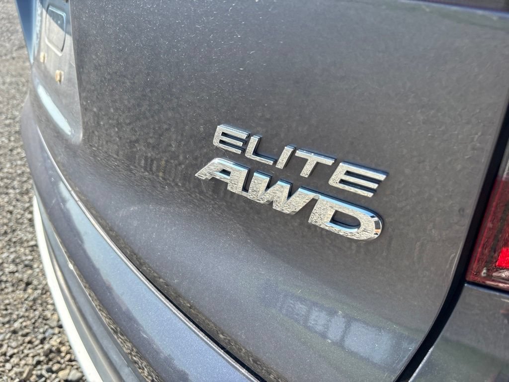 Used 2021 Honda Pilot Elite image 4