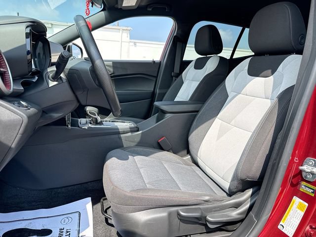 Used 2024 Chevrolet Trax RS w/ Driver Confidence Package FWD image 11