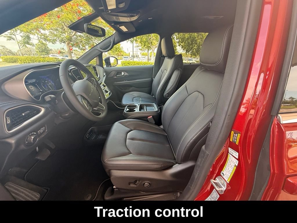 New 2027 Chrysler Pacifica Select w/ Family Tech Group FWD image 9