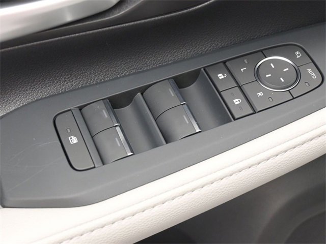 New 2026 Toyota Grand Highlander Limited image 13