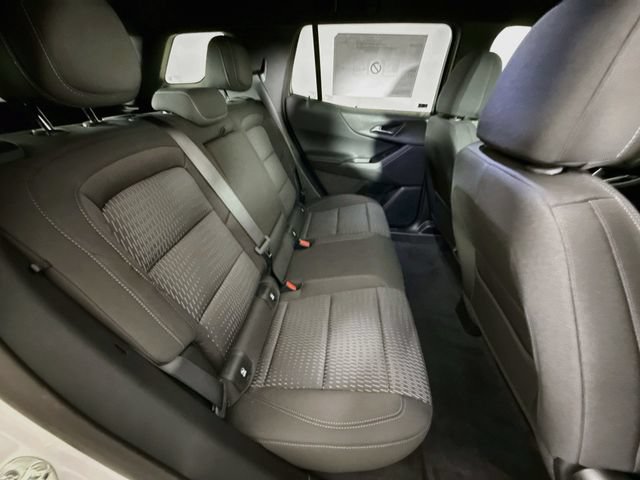 New 2027 Chevrolet Equinox LT w/ Safety and Technology Package FWD image 27
