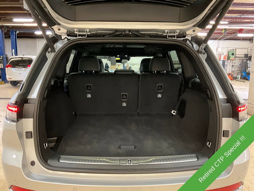 New 2025 Jeep Grand Cherokee Overland w/ Adv Protech Group III image 11