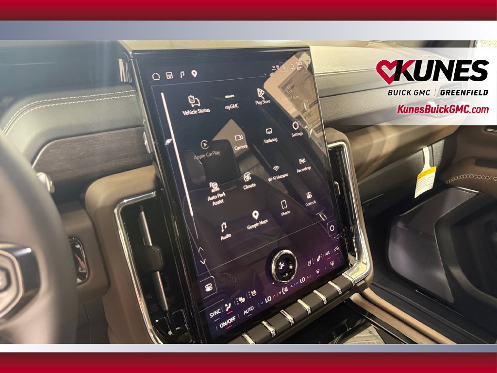 New 2026 GMC Yukon Denali Ultimate w/ LPO, Floor Liner Package AWD/4WD image 26