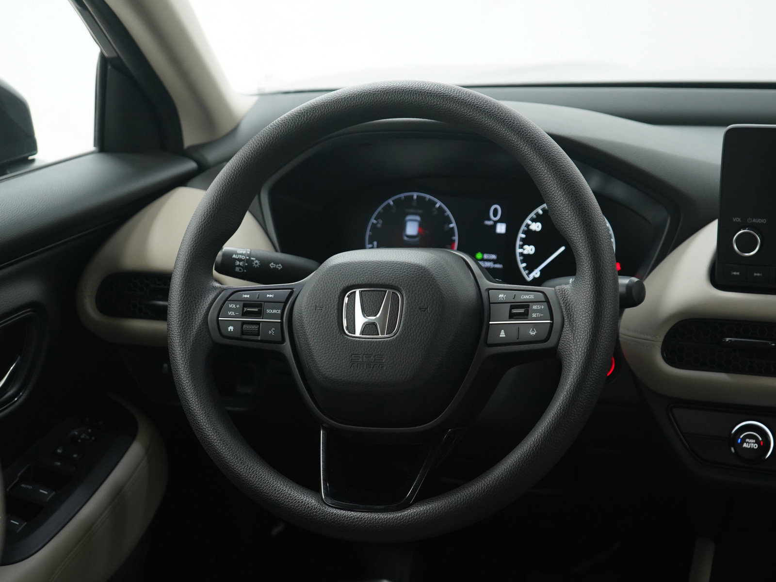 Used 2023 Honda HR-V LX image 15