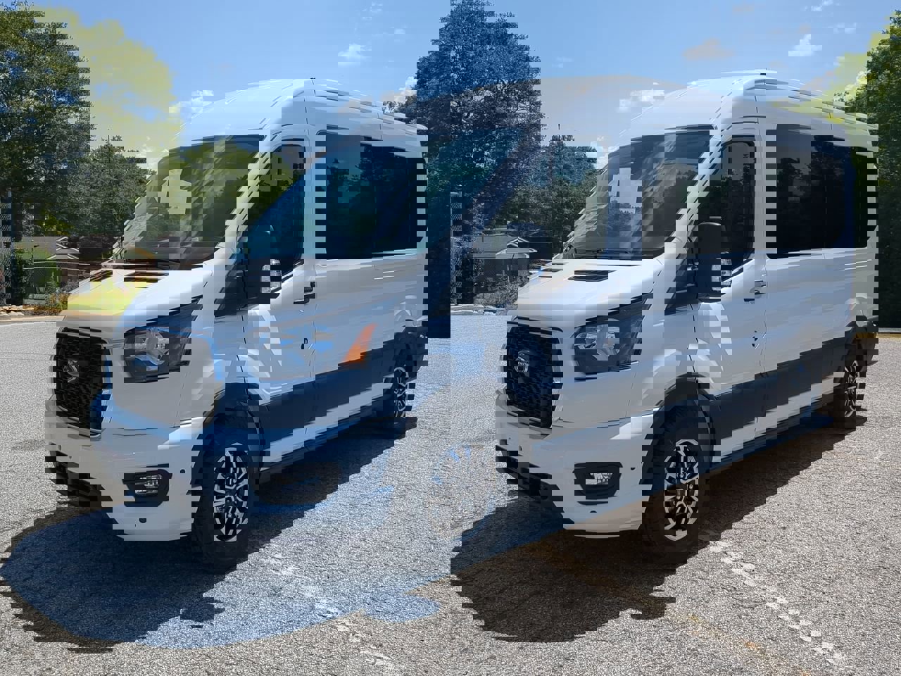 New 2025 Ford Transit 350 XLT image 6