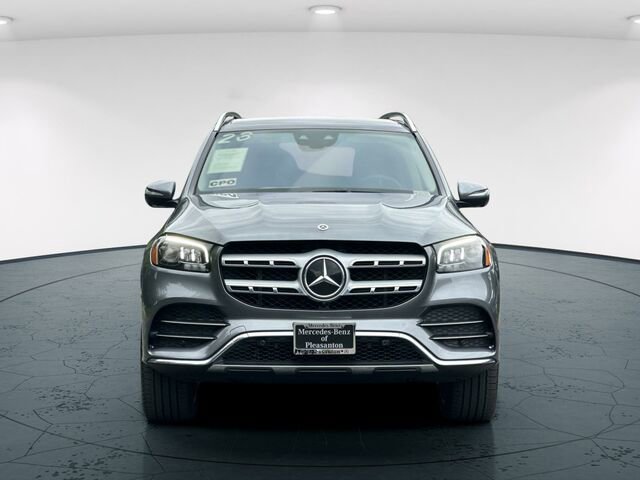 Used 2023 Mercedes-Benz GLS 450 4MATIC image 10