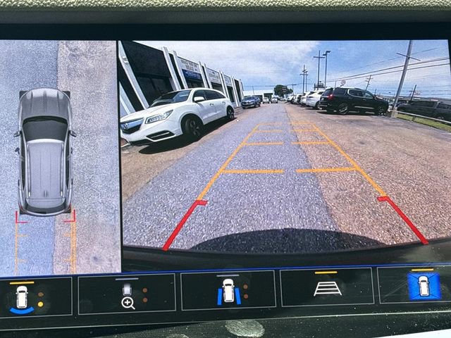 Used 2021 Buick Envision Avenir w/ Technology Package II FWD image 32
