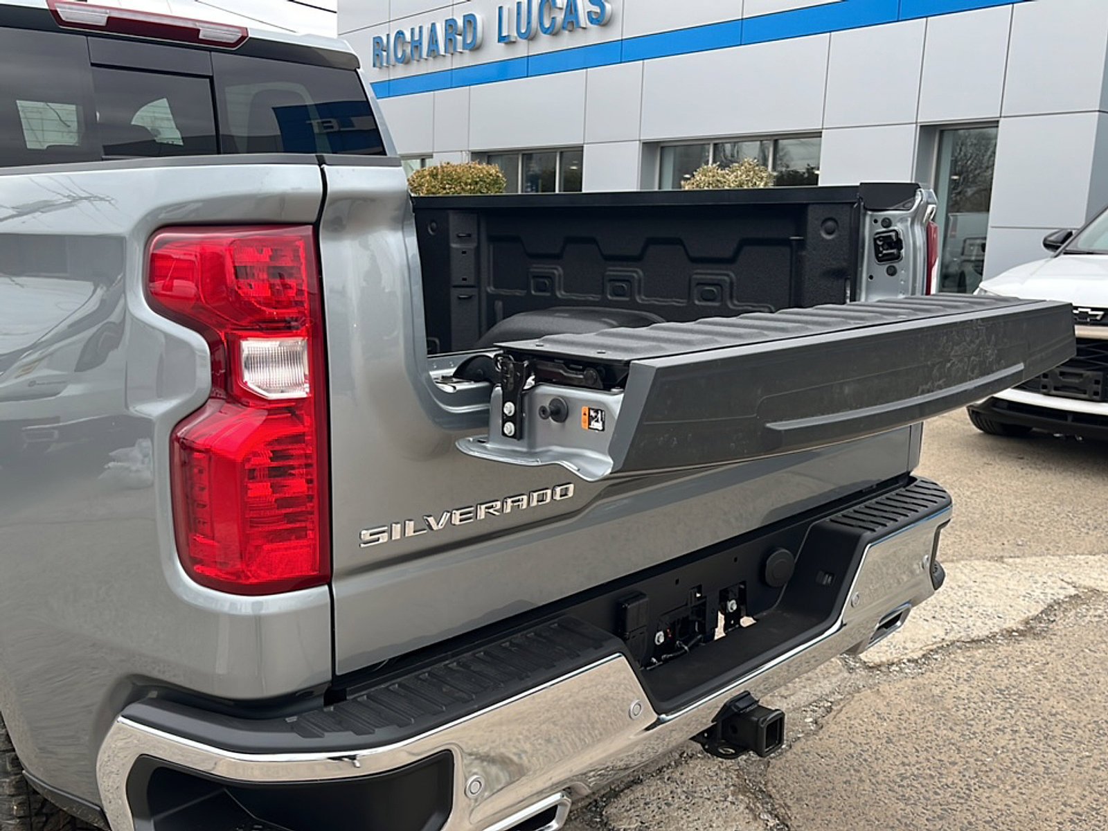 New 2026 Chevrolet Silverado 1500 LT w/ Z71 Off-Road Package AWD/4WD image 10