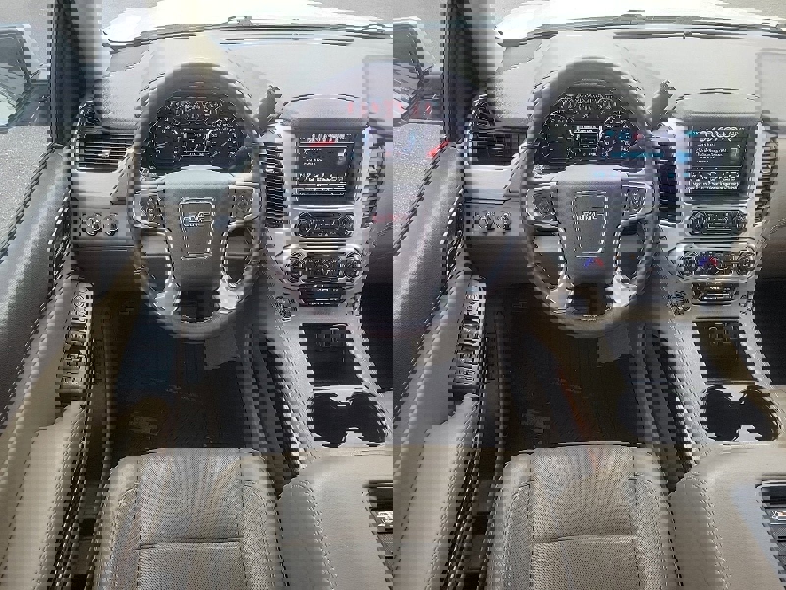 Used 2017 GMC Yukon SLT w/ Premium Edition image 17