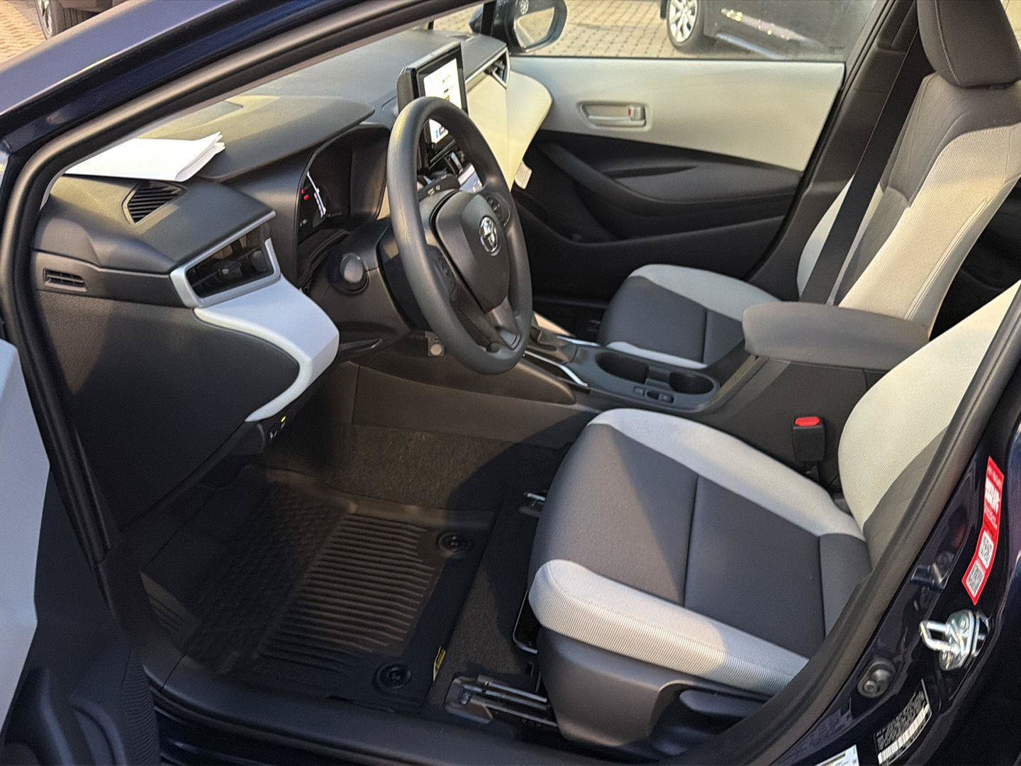 New 2027 Toyota Corolla LE FWD image 10