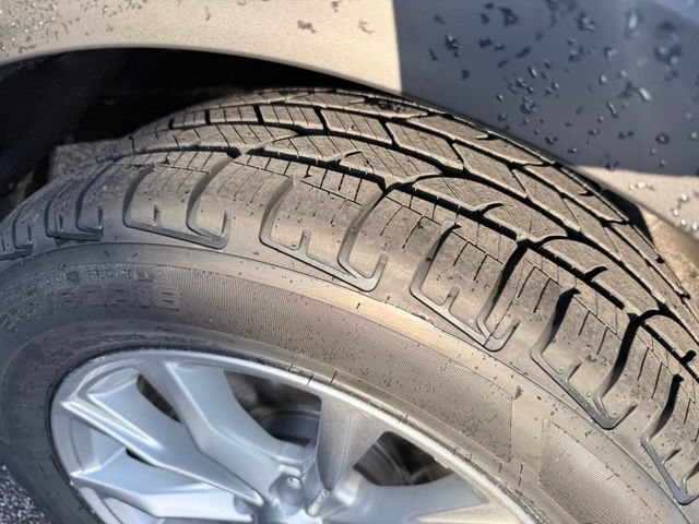Used 2025 Honda CR-V EX image 17