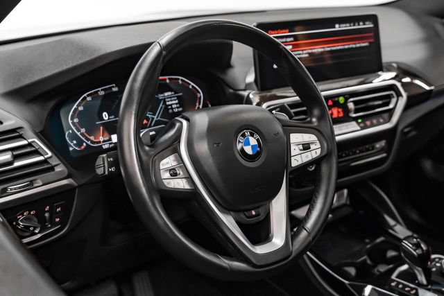Used 2024 BMW X4 xDrive30i AWD/4WD image 14