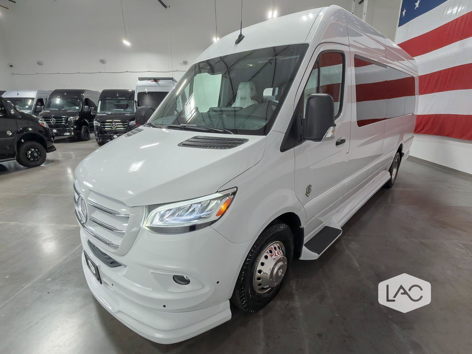 Used 2025 Mercedes-Benz Sprinter 3500 image 25