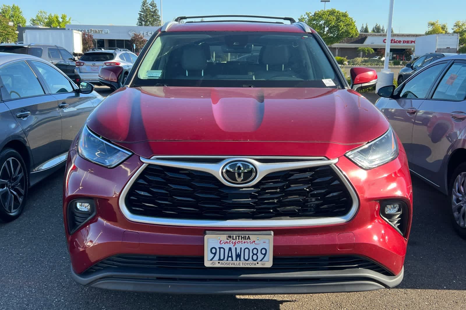 Used 2022 Toyota Highlander XLE AWD/4WD video 2