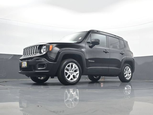 Used 2018 Jeep Renegade Latitude w/ Cold Weather Group AWD/4WD image 21