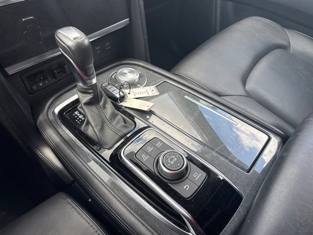 Used 2024 Nissan Armada SV AWD/4WD image 34
