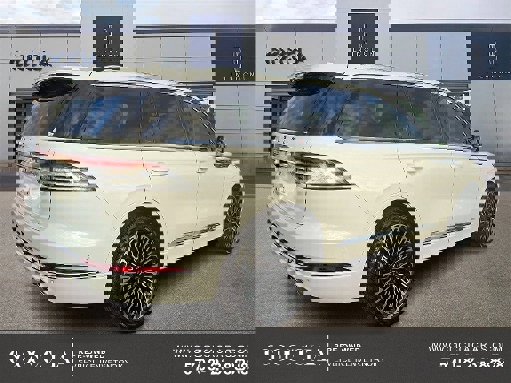 Certified 2020 Lincoln Aviator Black Label w/ Dynamic Handling Package image 4