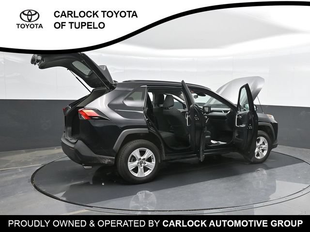 Used 2021 Toyota RAV4 XLE FWD image 45