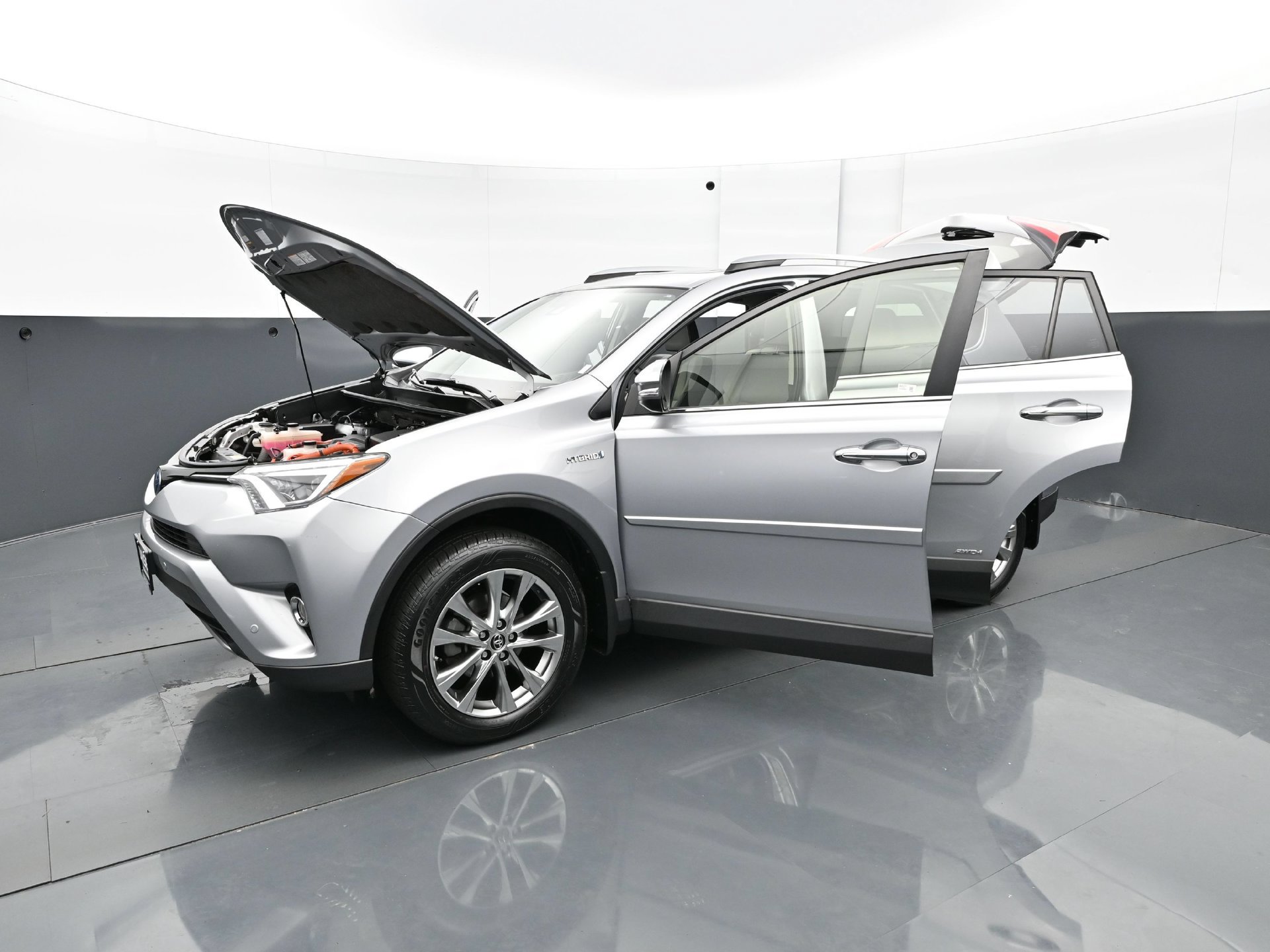 Used 2017 Toyota RAV4 Limited w/ Protection Package AWD/4WD image 35