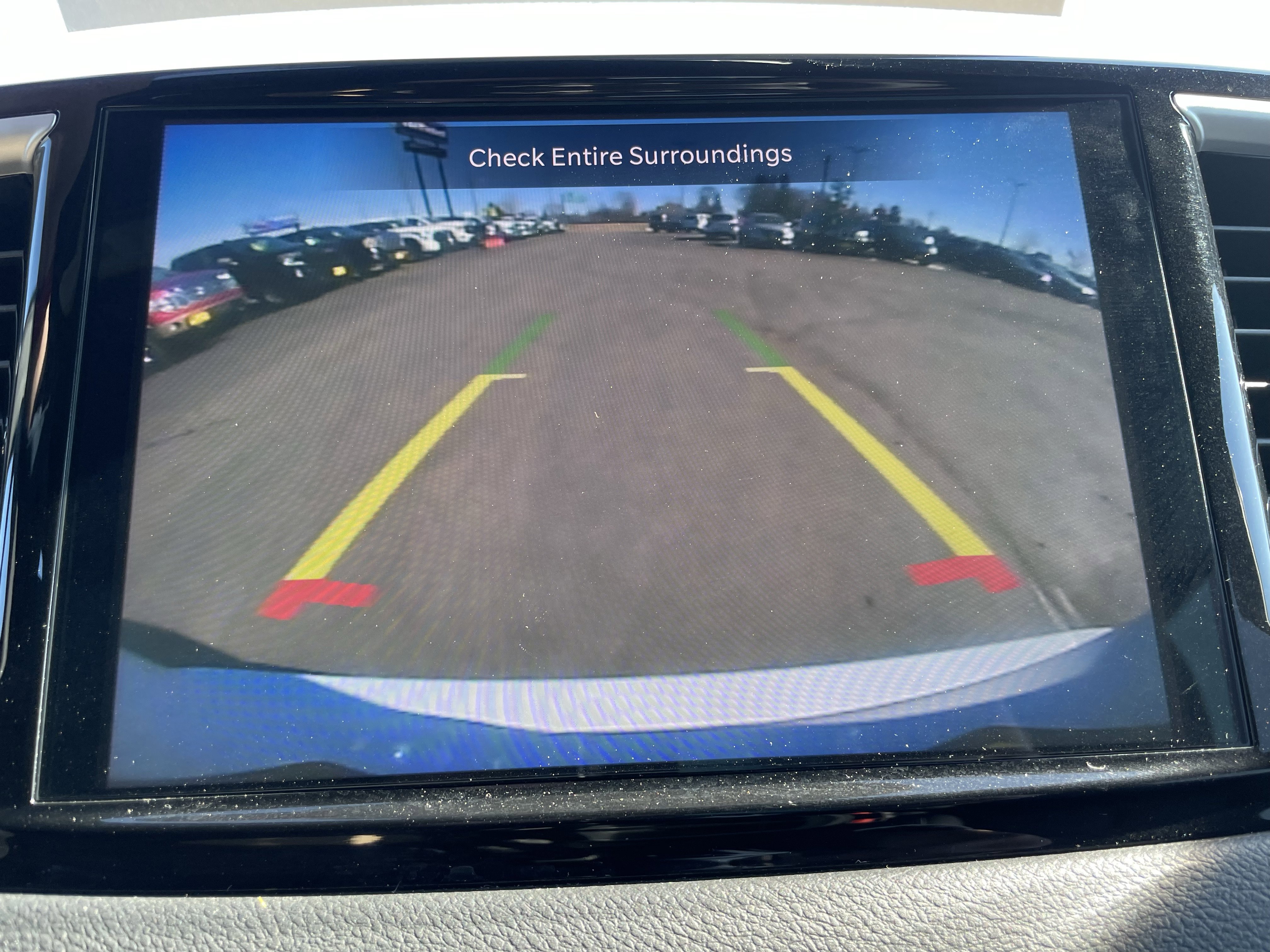 Used 2025 Chrysler Pacifica Select image 21