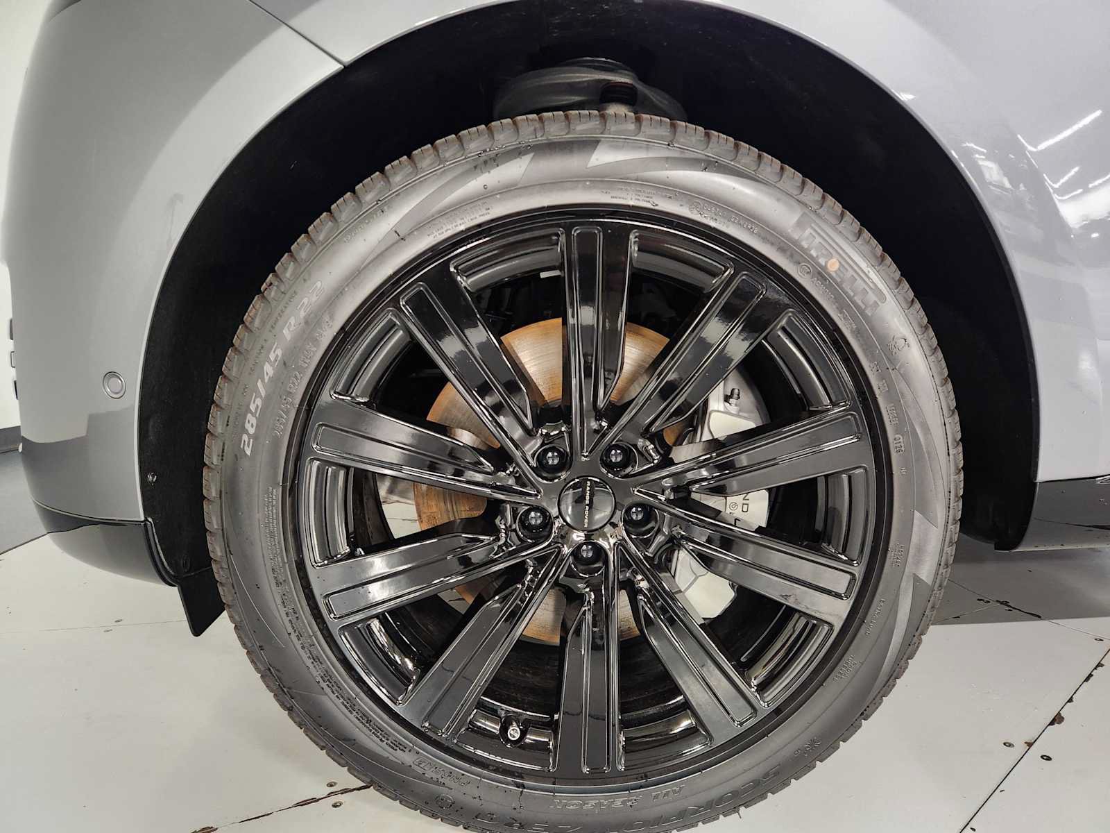 New 2026 Land Rover Range Rover SE AWD/4WD image 8