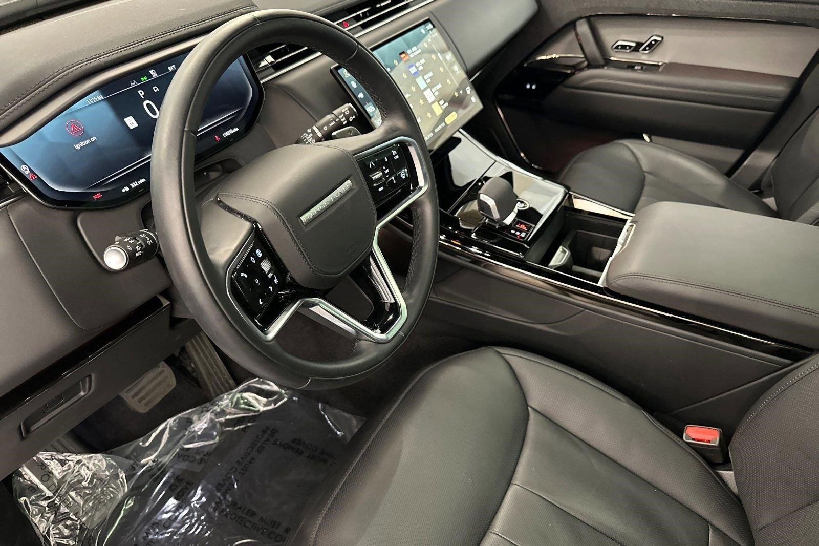 Certified 2025 Land Rover Range Rover Sport SE image 4