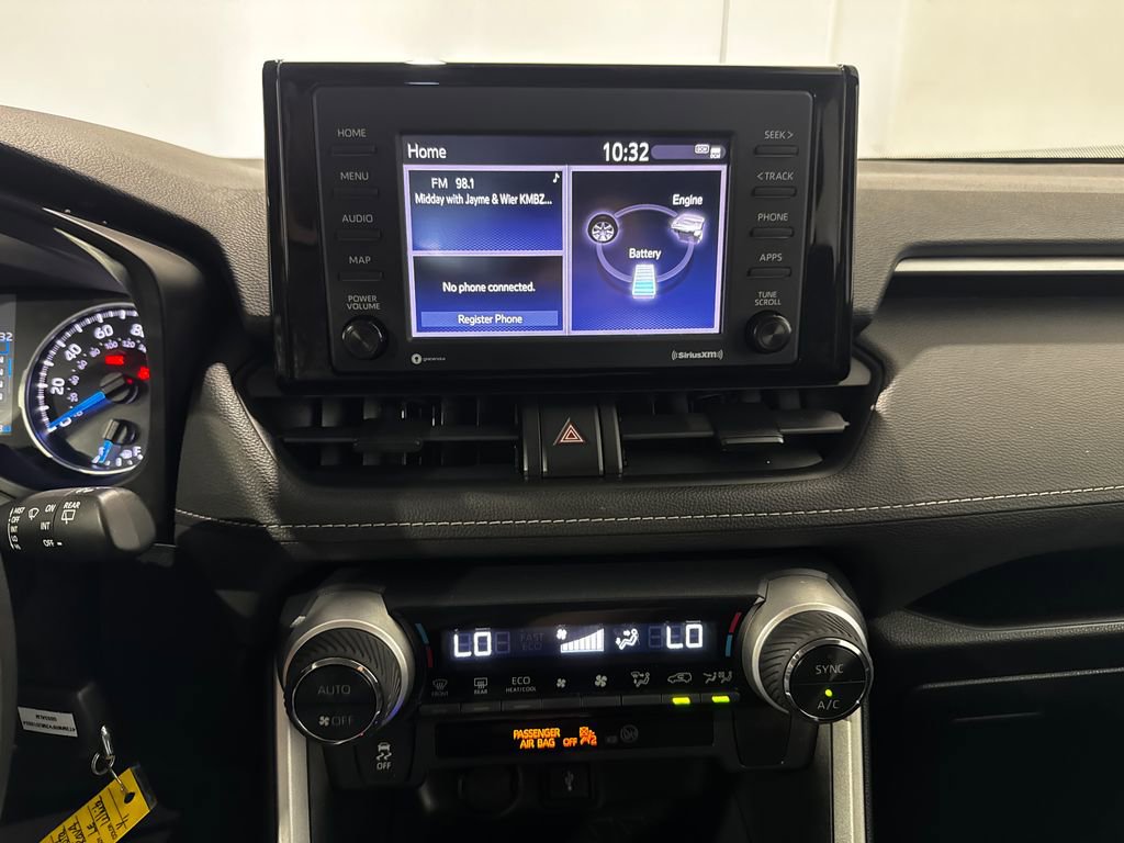 Used 2021 Toyota RAV4 LE AWD/4WD image 13