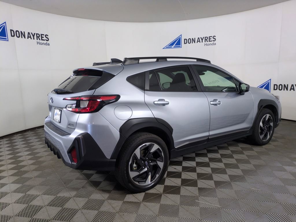 Used 2025 Subaru Crosstrek 2.5i Limited AWD/4WD image 8