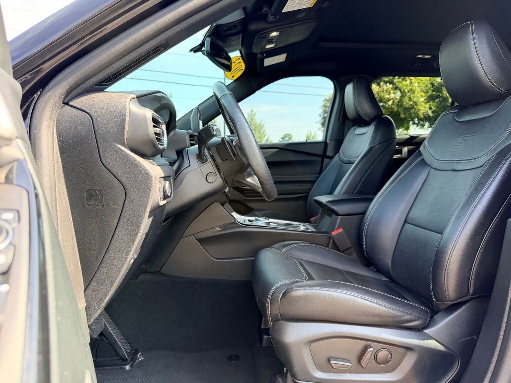 Certified 2023 Ford Explorer ST w/ Equipment Group 401A AWD/4WD image 24