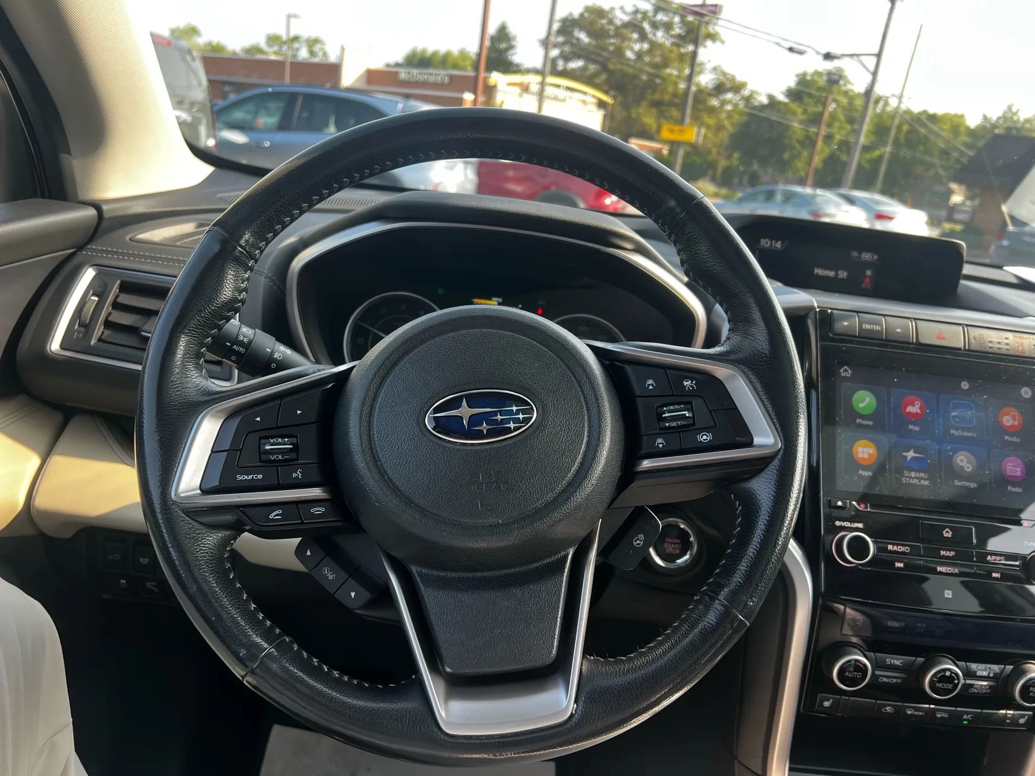 Used 2021 Subaru Ascent Limited w/ Technology Package image 28