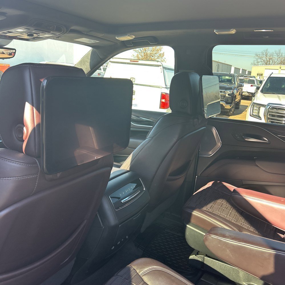 Used 2023 Cadillac Escalade ESV V image 15