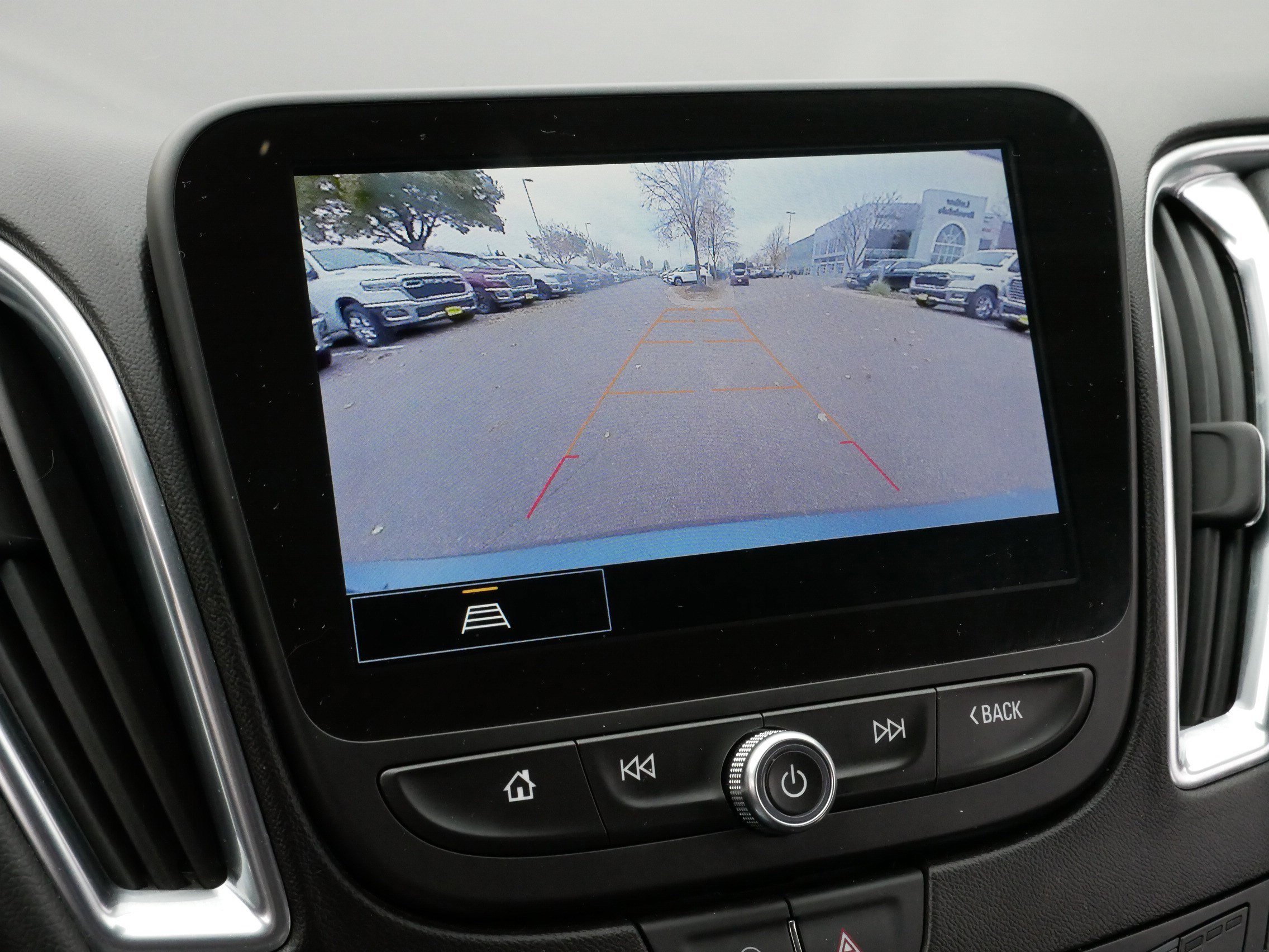 Used 2024 Chevrolet Malibu LT image 30