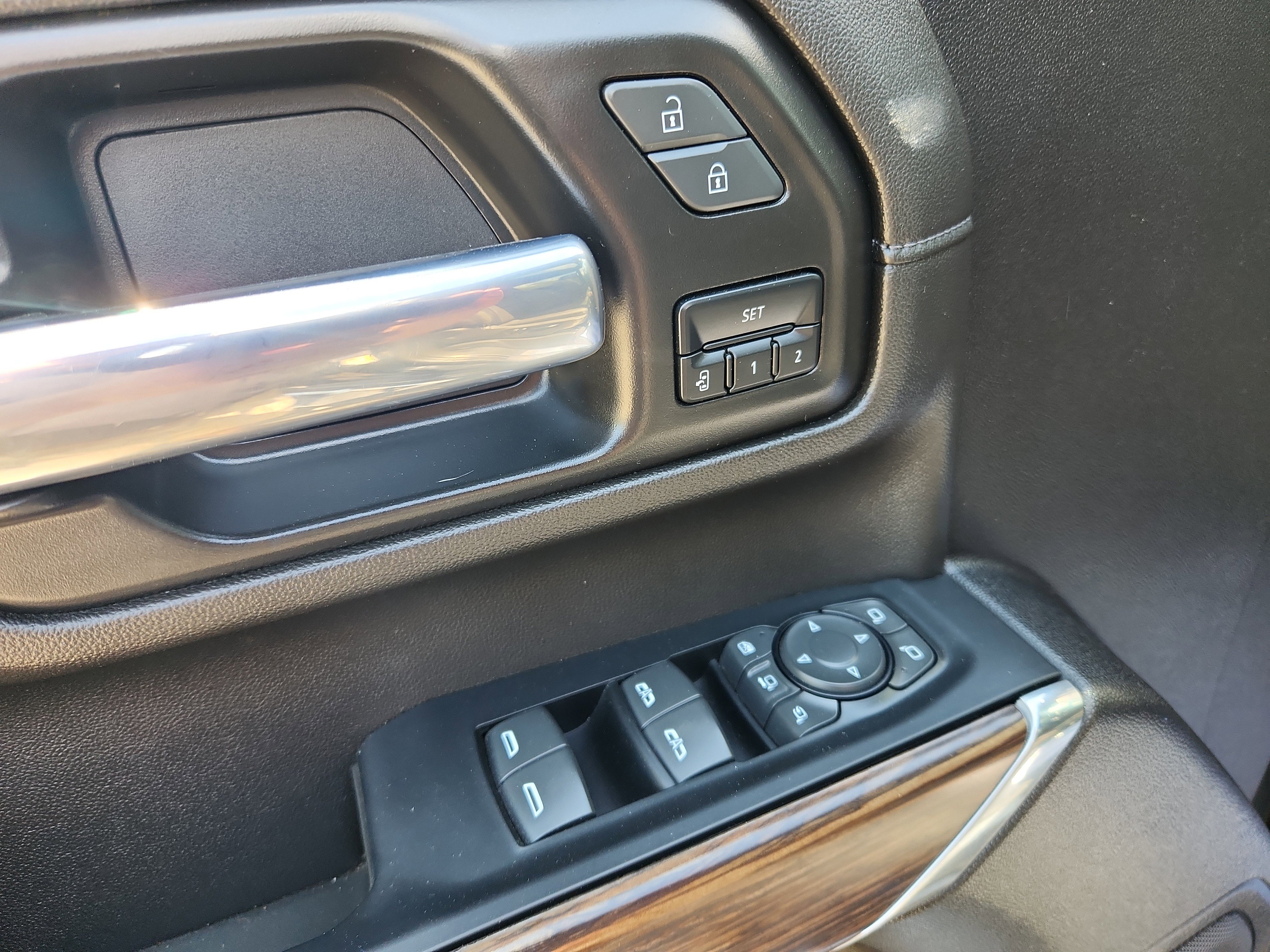 Used 2023 Chevrolet Silverado 2500 High Country w/ Safety Package II AWD/4WD image 14