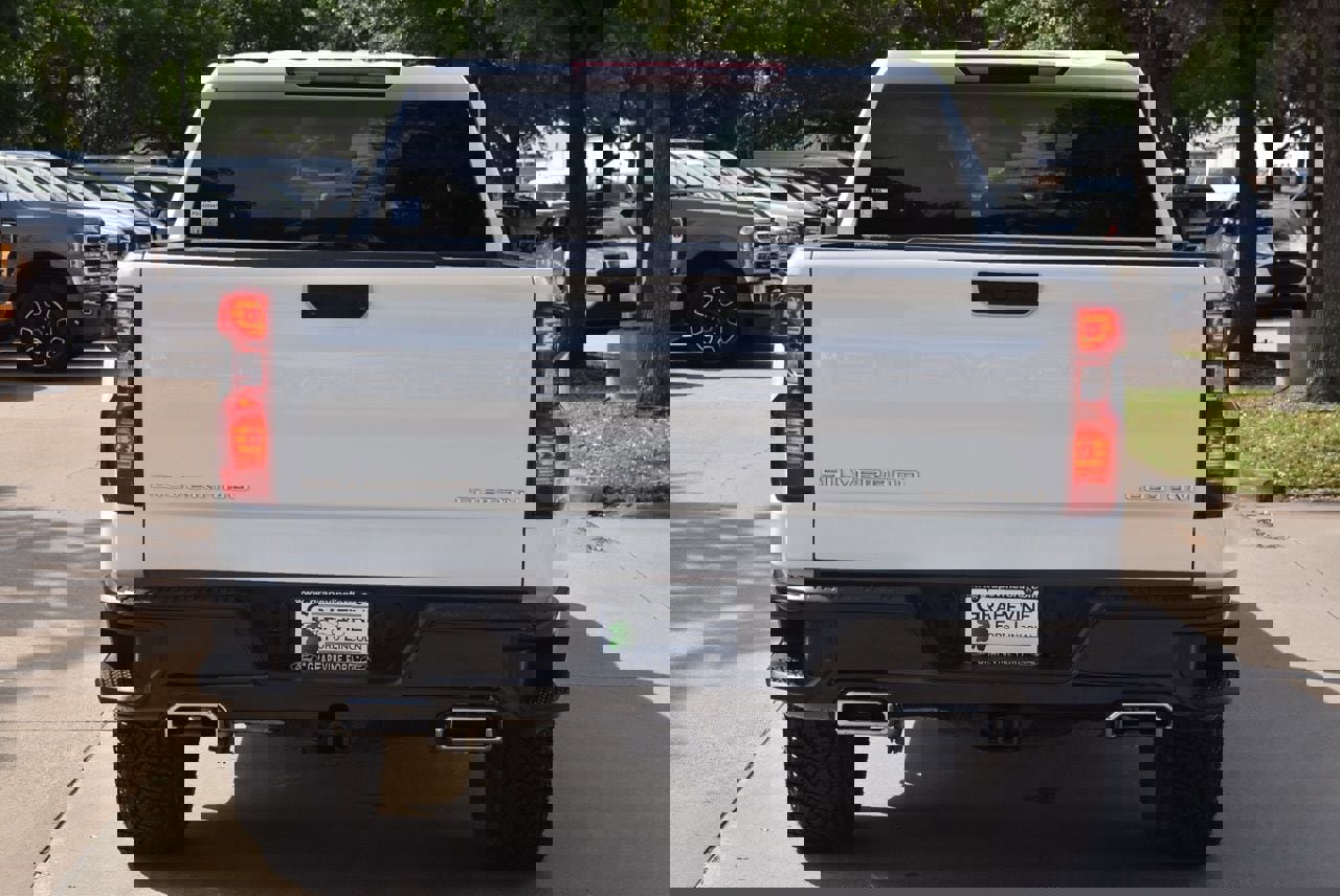 Used 2025 Chevrolet Silverado 1500 Custom Trail Boss image 9