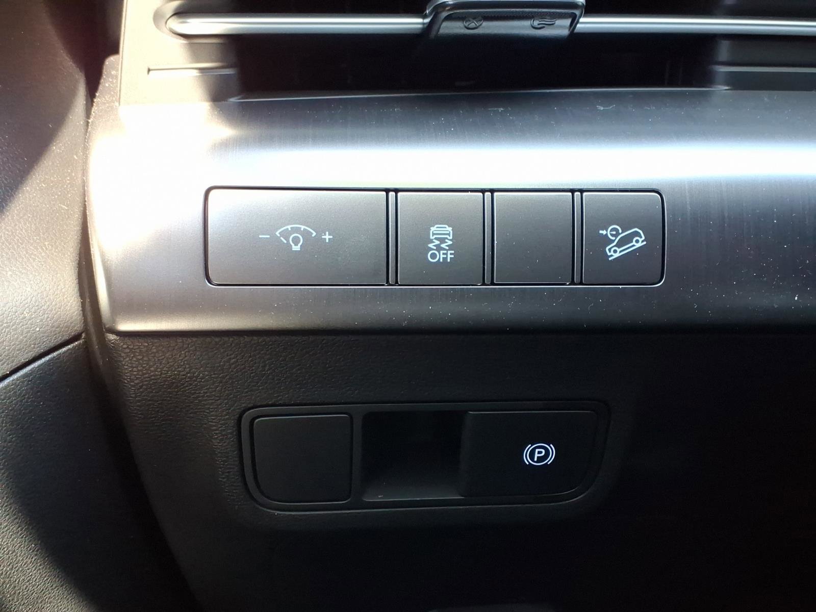 Certified 2026 Hyundai Kona SEL Sport image 24