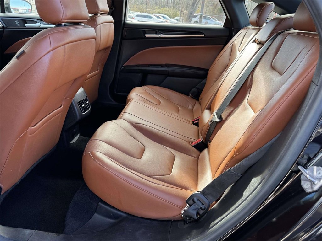 Used 2019 Ford Fusion Energi Titanium image 16