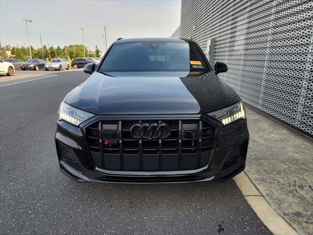 Used 2023 Audi SQ7 Prestige w/ Sport Package AWD/4WD image 11