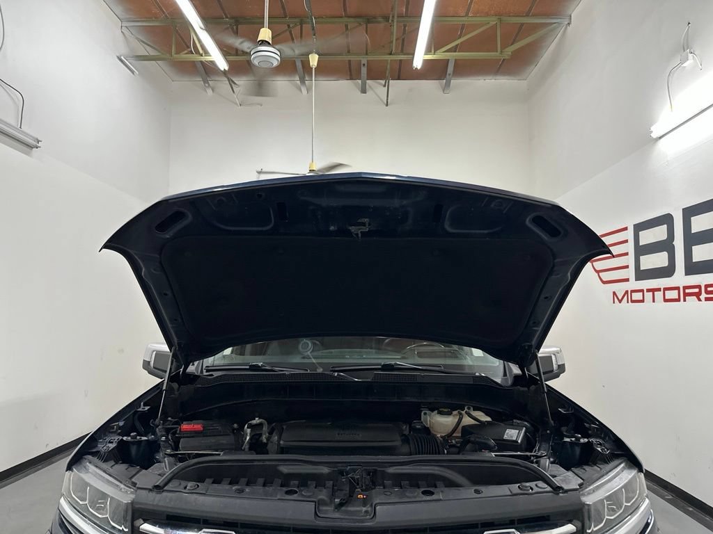 Used 2019 Chevrolet Silverado 1500 LTZ w/ LTZ Texas Edition RWD image 5