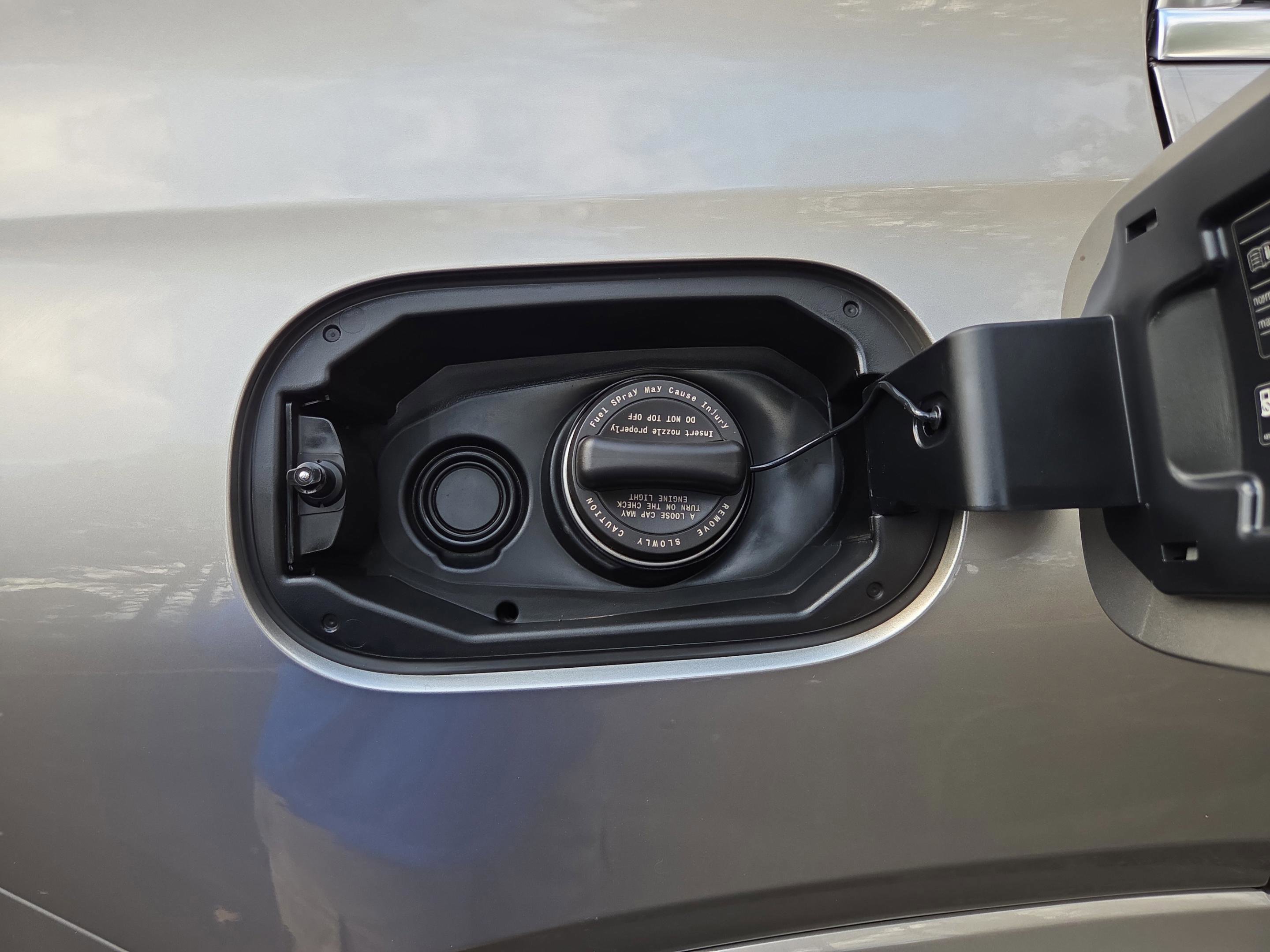 Used 2023 Mercedes-Benz GLE 350 4MATIC image 36