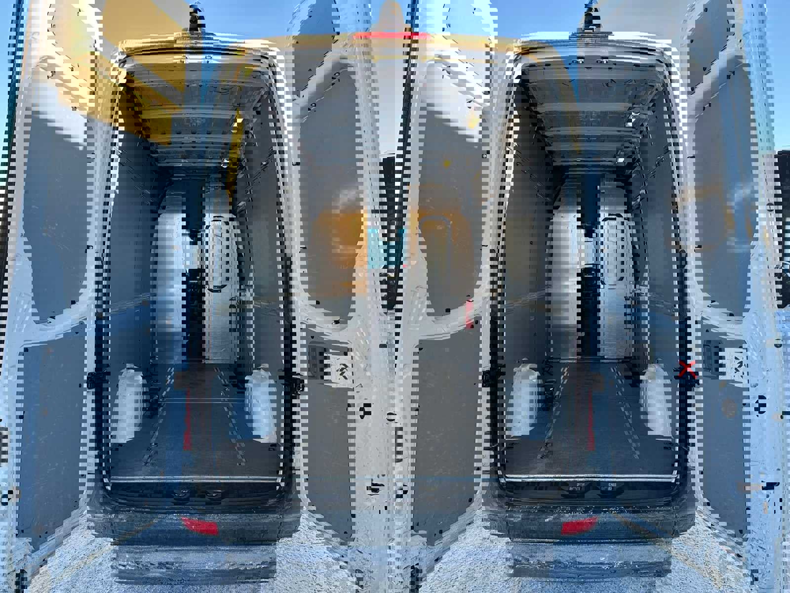 Used 2016 Freightliner Sprinter 2500 image 20