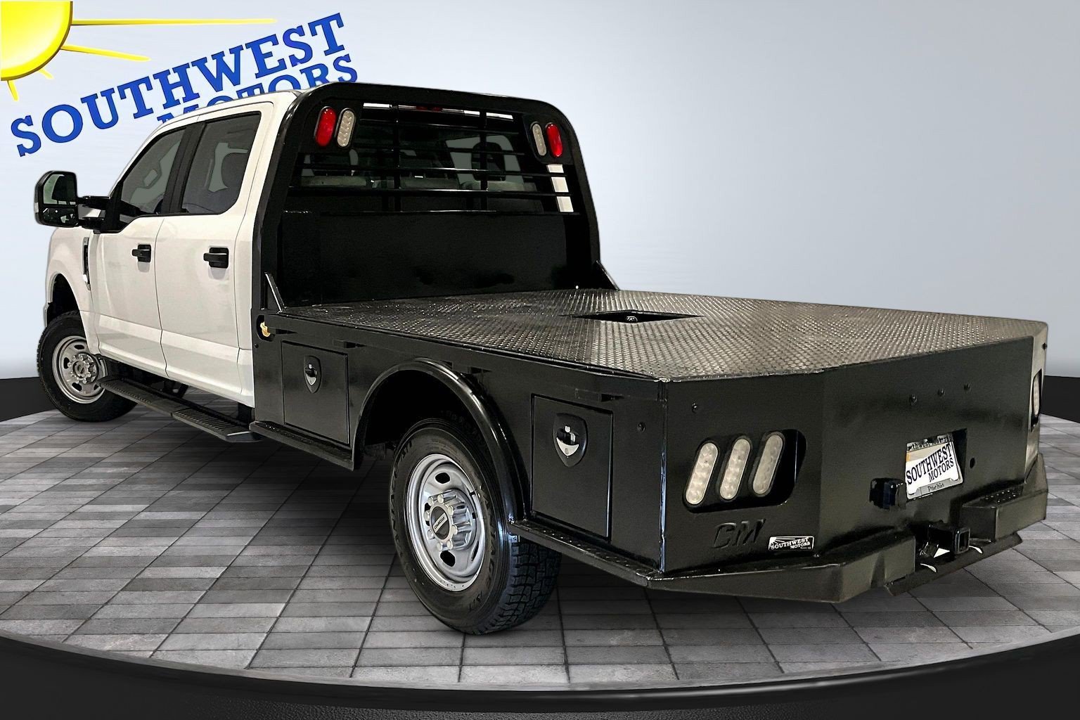 Used 2020 Ford F250 XL w/ Power Equipment Group AWD/4WD image 5