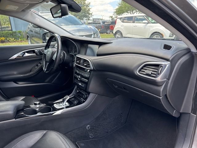 Used 2018 INFINITI QX30 Premium w/ Navigation Package AWD/4WD image 10