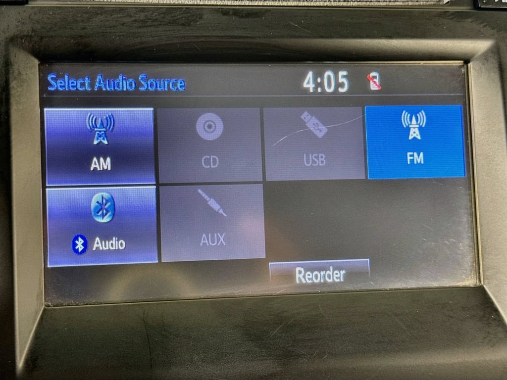 Used 2017 Toyota Camry LE FWD image 28