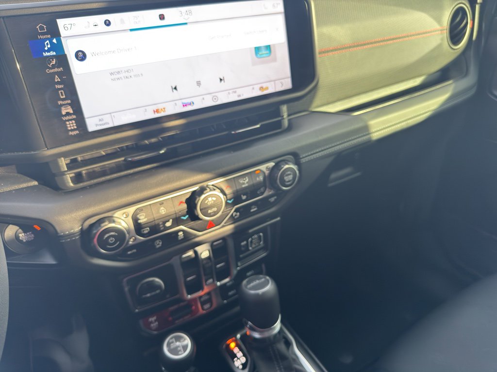 Certified 2025 Jeep Gladiator Rubicon image 22