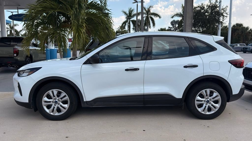 Used 2023 Ford Escape FWD image 8