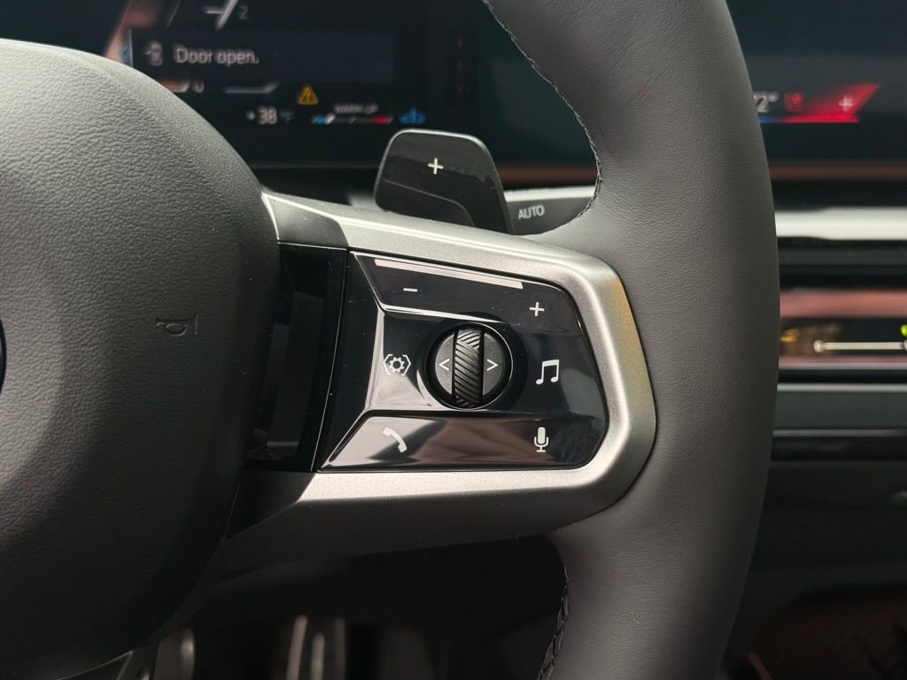 New 2026 BMW 530i xDrive w/ M Sport Package image 19