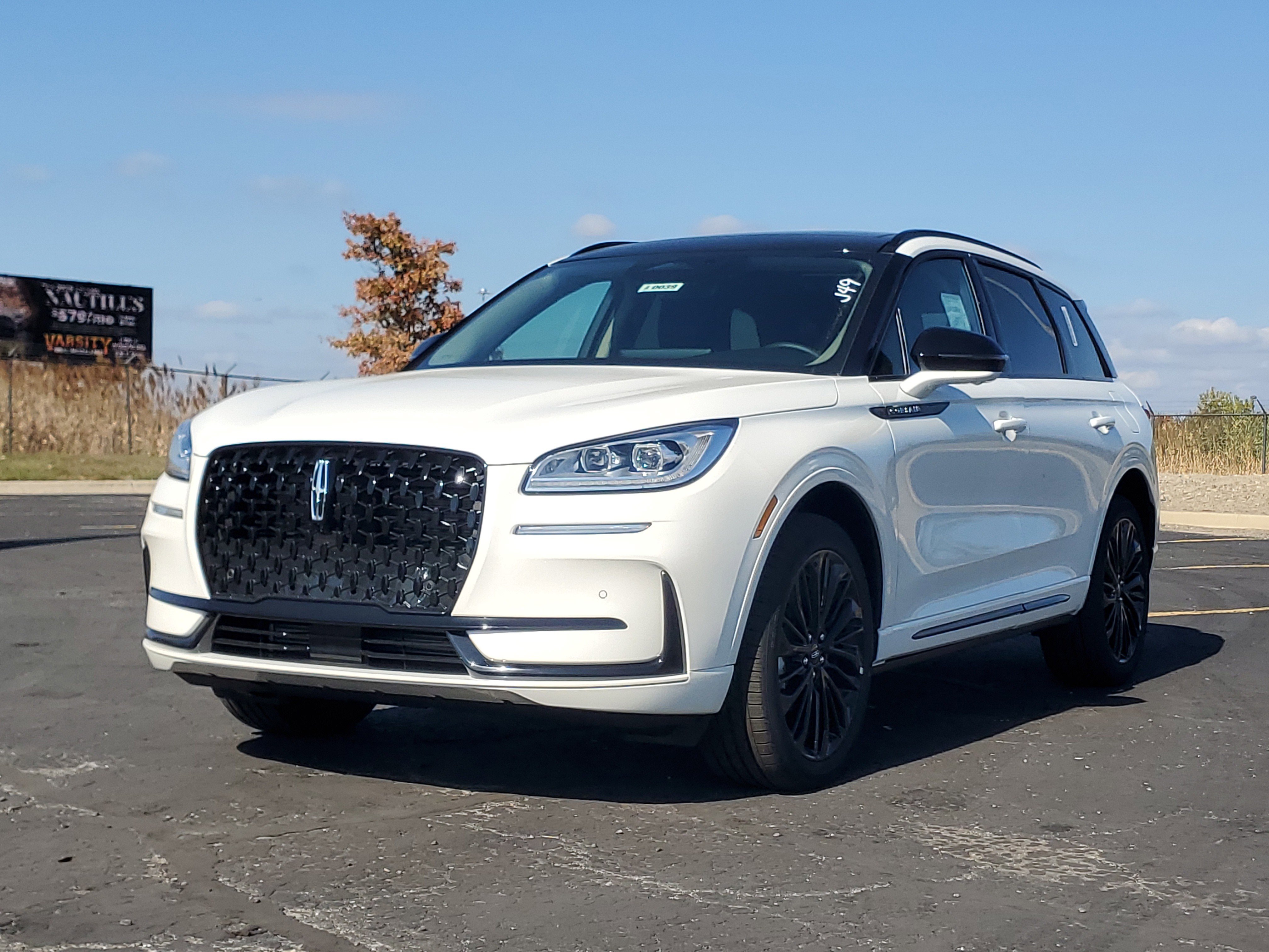 New 2026 Lincoln Corsair Reserve w/ Jet Appearance Package image 2